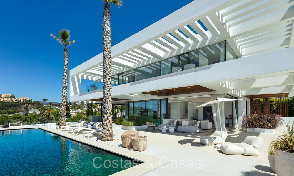 Majestic designer villa with cutting-edge architecture for sale in La Quinta, Benahavis - Marbella 74009