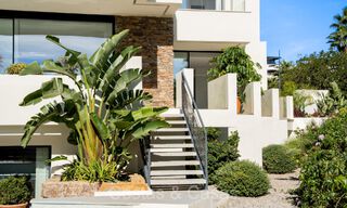 Move-in ready, luxury villa for sale within walking distance of a golf clubhouse on the New Golden Mile, Marbella - Estepona 74058 