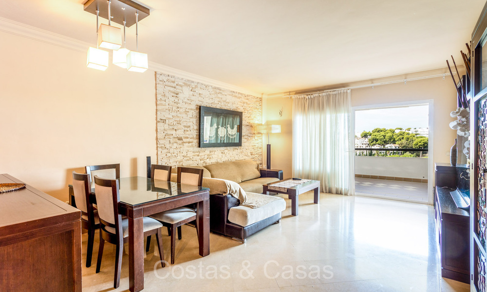 Spacious apartment with spectacular golf and sea views, walking distance to the beach in East Marbella 74093