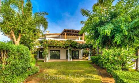 First class Mediterranean villa for sale in an exclusive complex on Marbella’s Golden Mile 74176