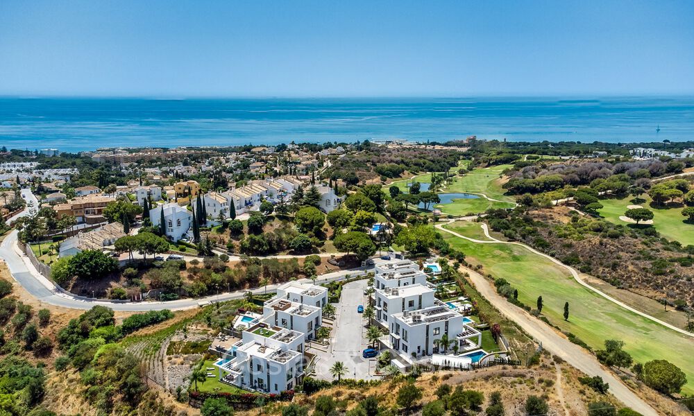 Move-in ready modern semi-detached villa with sea views for sale, on the golf course in East Marbella 74203