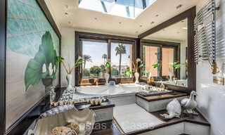 Impressive luxury villa for sale just a stone's throw from the beach on the New Golden Mile between Marbella and Estepona 74254 