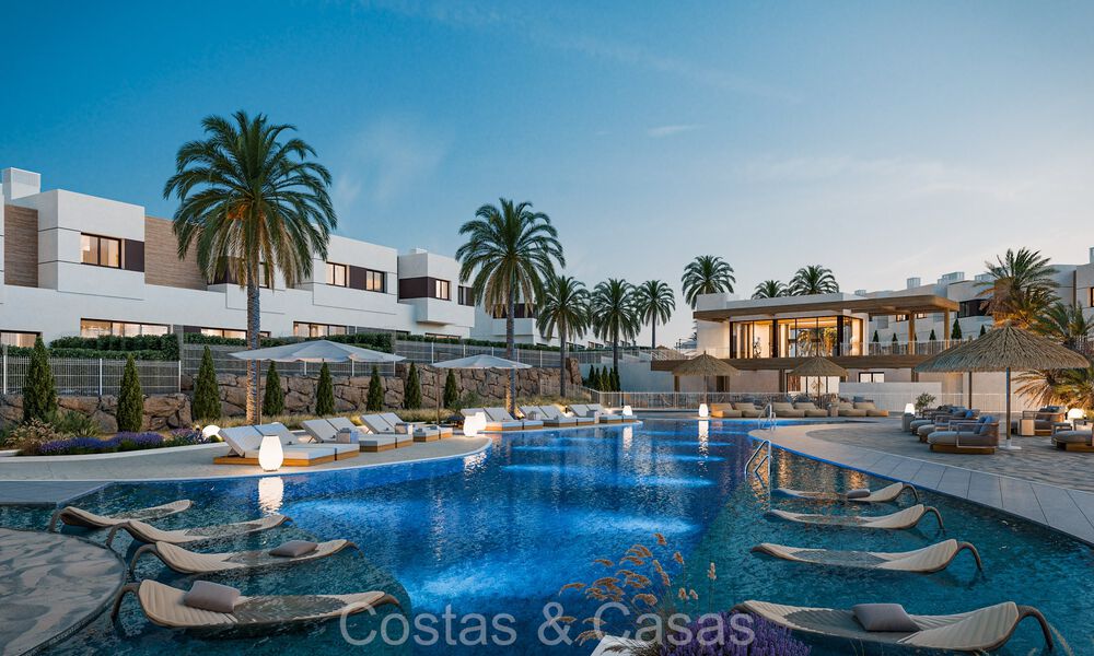 New on the market! Modern townhouses for sale, a stone's throw from the golf courses in Mijas Costa, Costa del Sol 74256