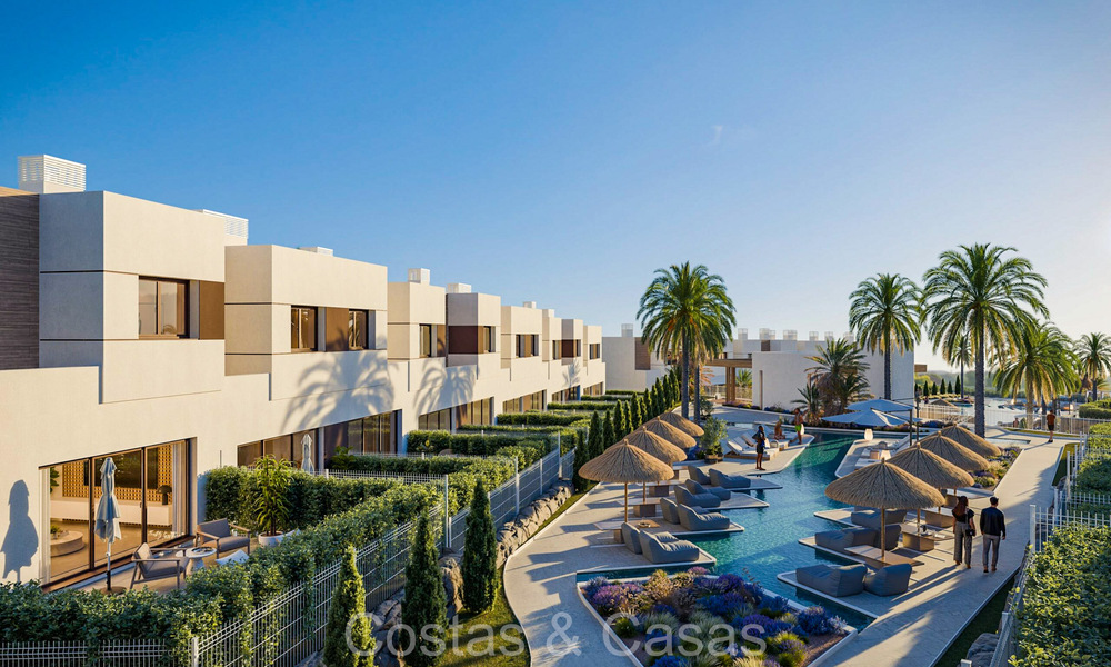 New on the market! Modern townhouses for sale, a stone's throw from the golf courses in Mijas Costa, Costa del Sol 74261