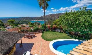 Traditional family villa with impressive views for sale in an elevated position in Istan, Marbella 74315 