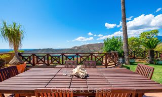 Traditional family villa with impressive views for sale in an elevated position in Istan, Marbella 74321 