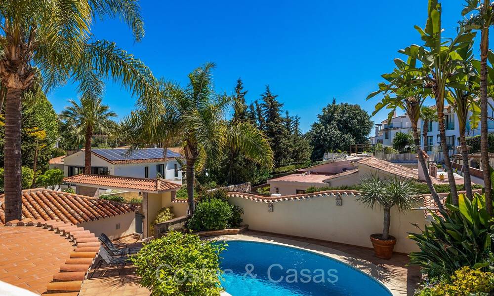 Spanish villa for sale within walking distance to everything in Nueva Andalucia, Marbella 74393