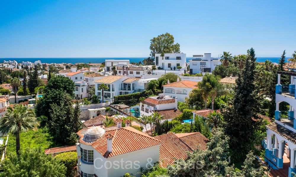 Spanish villa for sale within walking distance to everything in Nueva Andalucia, Marbella 74410