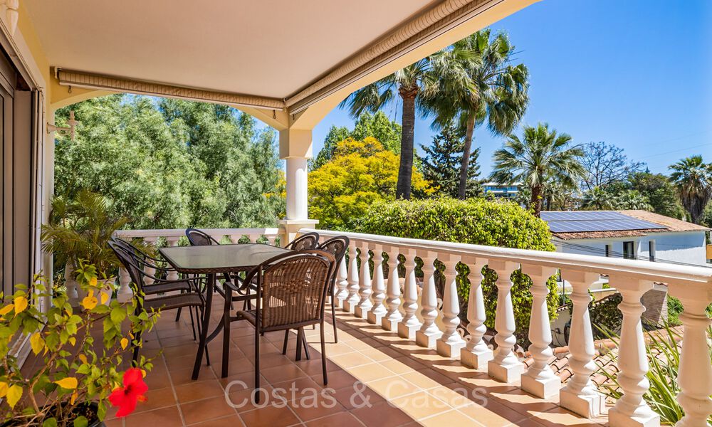 Spanish villa for sale within walking distance to everything in Nueva Andalucia, Marbella 74417