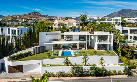 Modernist luxury villa for sale with panoramic sea views in an exclusive area of Benahavis - Marbella 74428