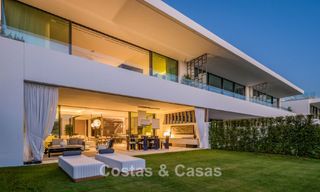 Move-in ready luxury house in an innovative and luxurious complex with sea views, located on Marbella’s Golden Mile 74536 