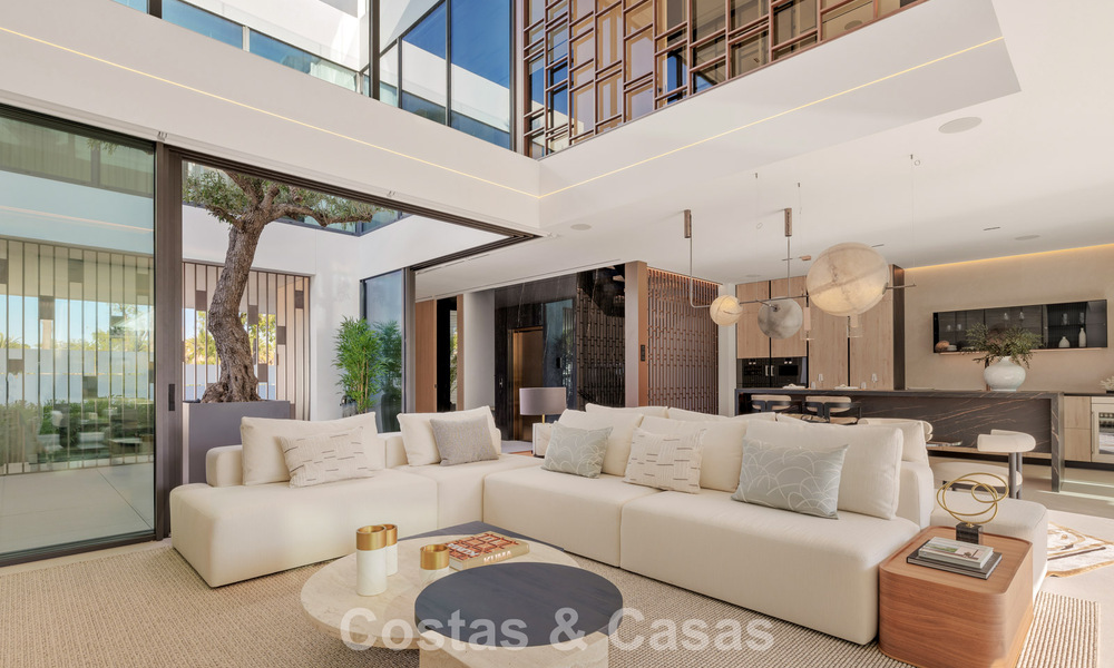 Move-in ready luxury house in an innovative and luxurious complex with sea views, located on Marbella’s Golden Mile 74546