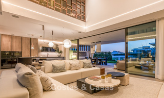 Move-in ready luxury house in an innovative and luxurious complex with sea views, located on Marbella’s Golden Mile 74557 