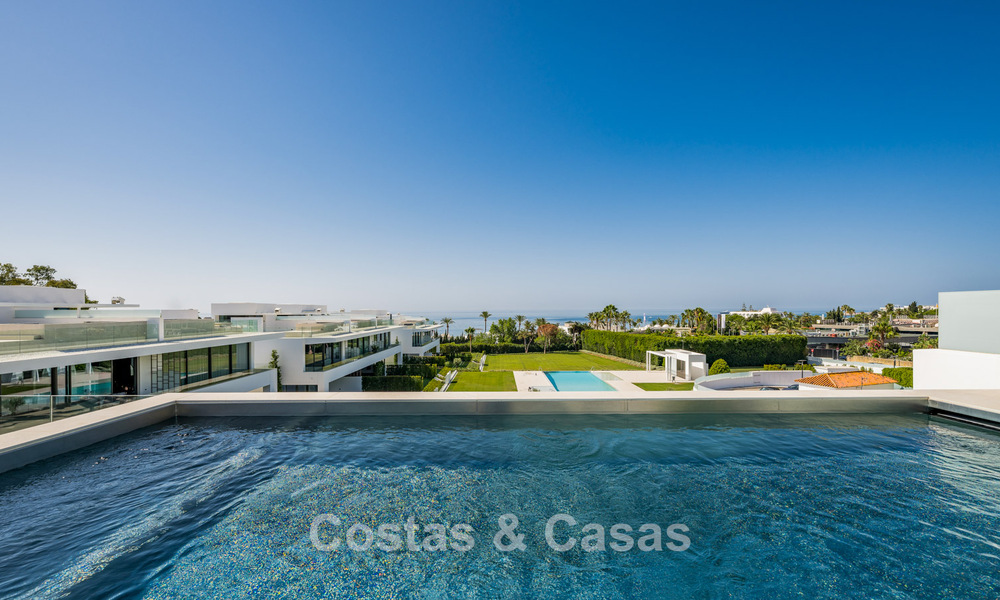 Sophisticated luxury home for sale in a progressive complex with panoramic sea views on Marbella’s Golden Mile 74599