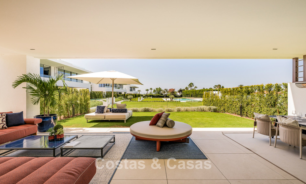 Sophisticated luxury home for sale in a progressive complex with panoramic sea views on Marbella’s Golden Mile 74610