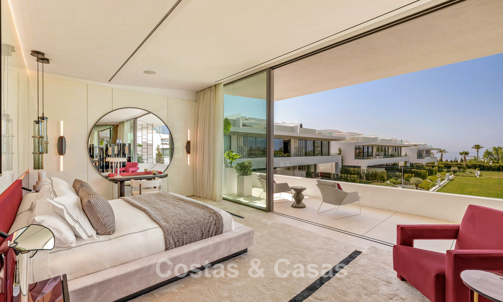 Sophisticated luxury home for sale in a progressive complex with panoramic sea views on Marbella’s Golden Mile 74628