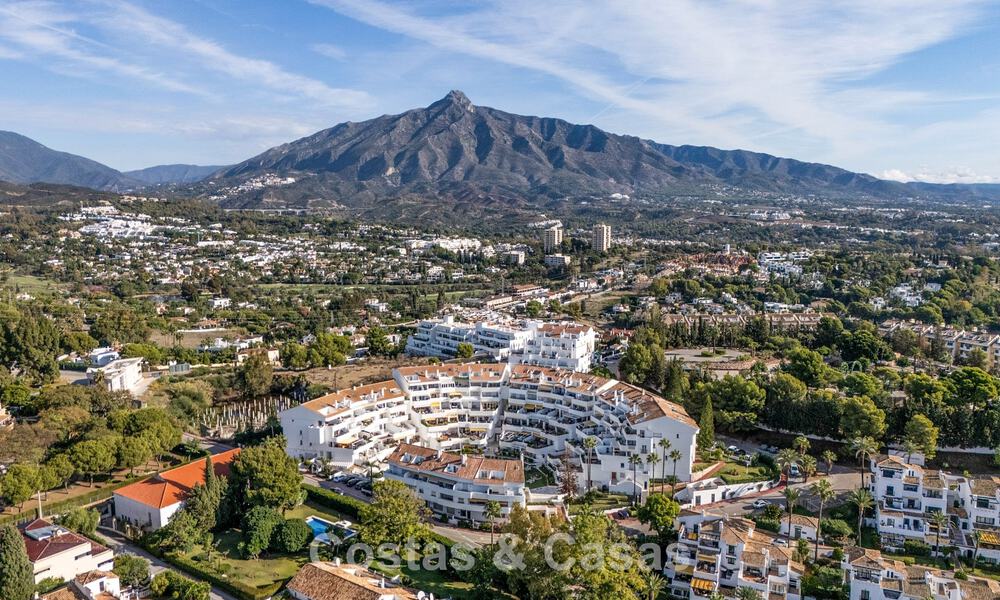 Contemporary renovated apartment within walking distance to all amenities and the beach in Nueva Andalucia, Marbella 74642