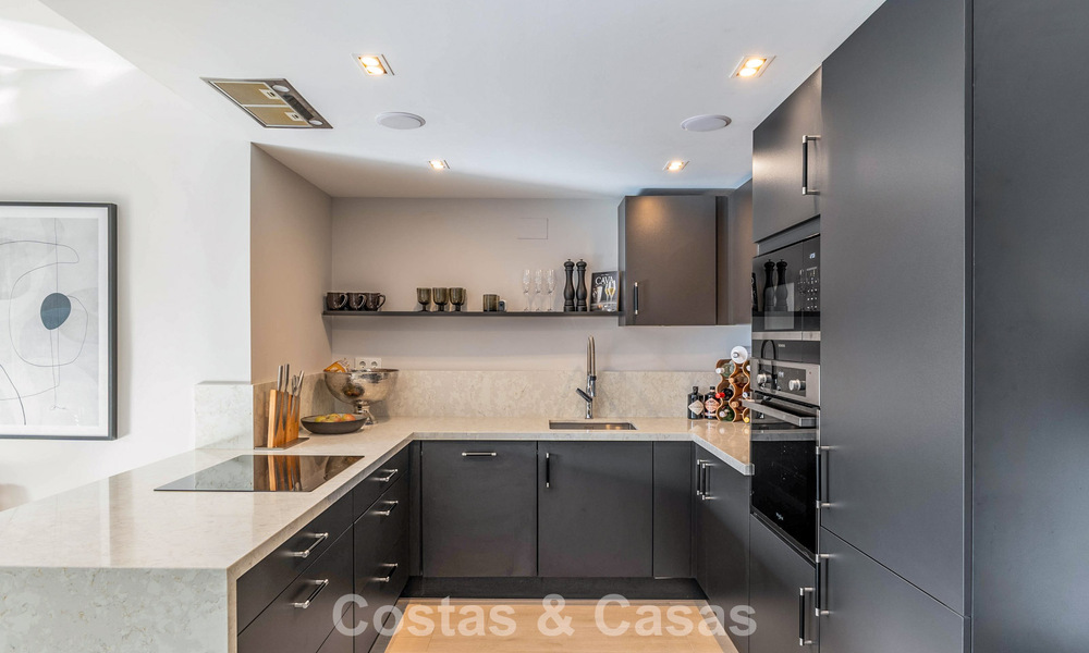 Contemporary renovated apartment within walking distance to all amenities and the beach in Nueva Andalucia, Marbella 74646