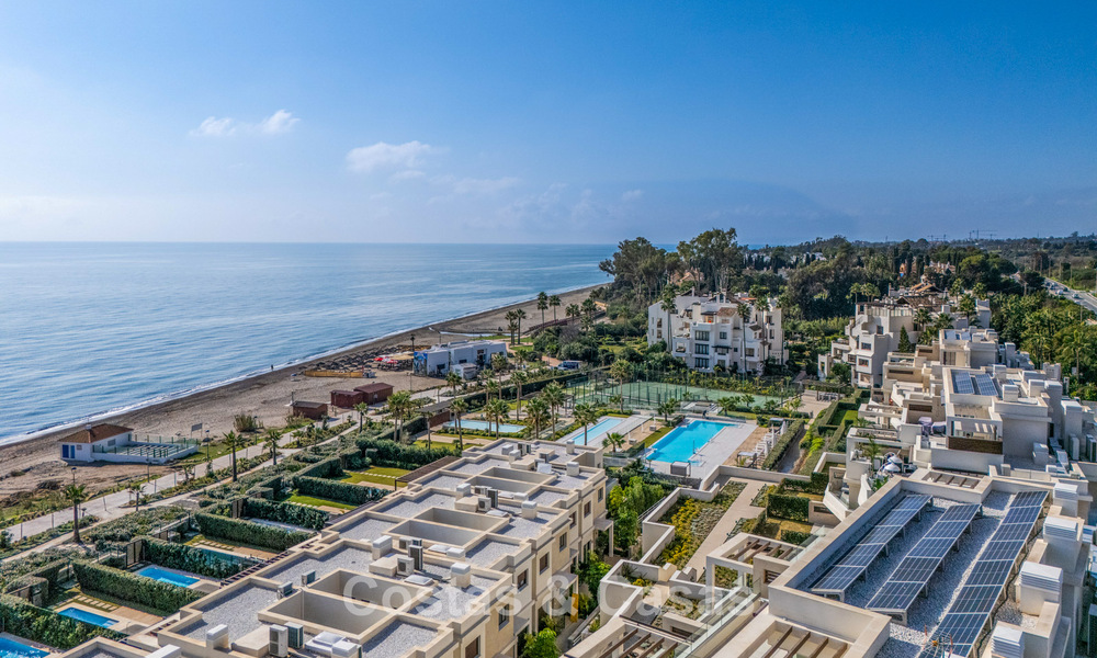 Luxury apartment for sale, in a luxurious beach complex on the New Golden Mile between Marbella and Estepona 773551