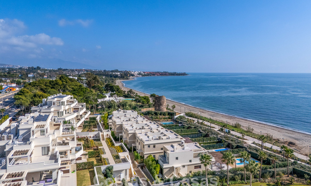 Luxury apartment for sale, in a luxurious beach complex on the New Golden Mile between Marbella and Estepona 773552