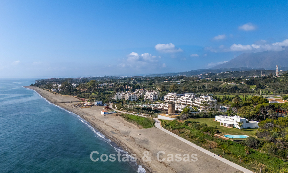 Luxury apartment for sale, in a luxurious beach complex on the New Golden Mile between Marbella and Estepona 773556