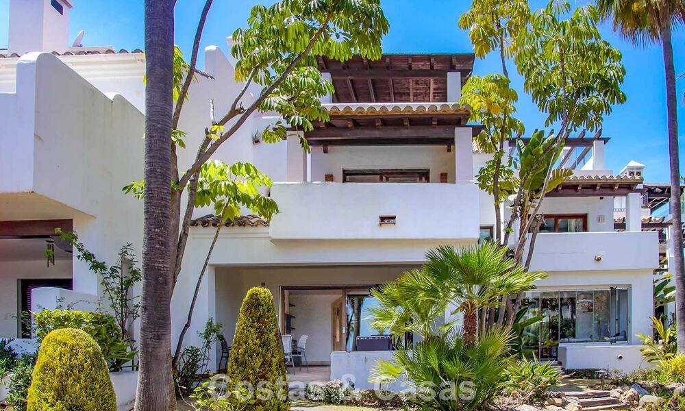 Spacious, move-in ready townhouse for sale with sea view in a gated complex in Benahavis - Marbella 773538