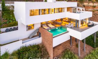 Ready to move in, modernist luxury villa for sale, with sea views in a gated community in Benahavis - Marbella 773606 