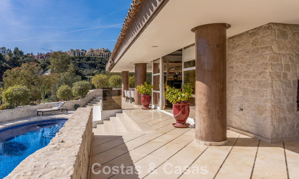 Architectural masterpiece for sale with stunning sea views in La Quinta, Benahavis - Marbella 774002