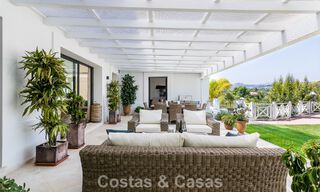 Luxury villa with timeless Mediterranean design for sale in a sought-after golf area of Nueva Andalucia, Marbella 773734 