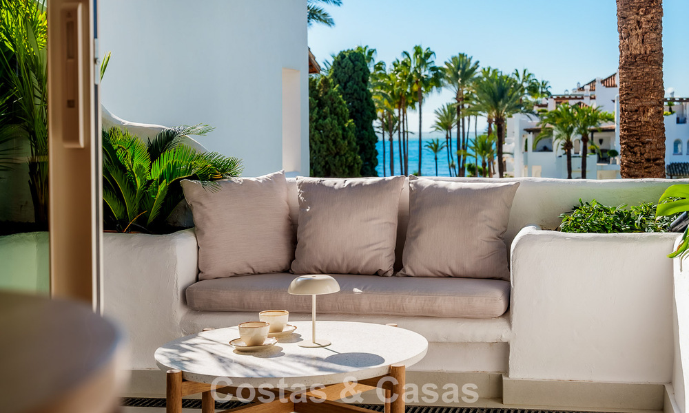 Move-in ready luxury penthouse for sale in a leading beach resort within walking distance of Estepona centre 773764