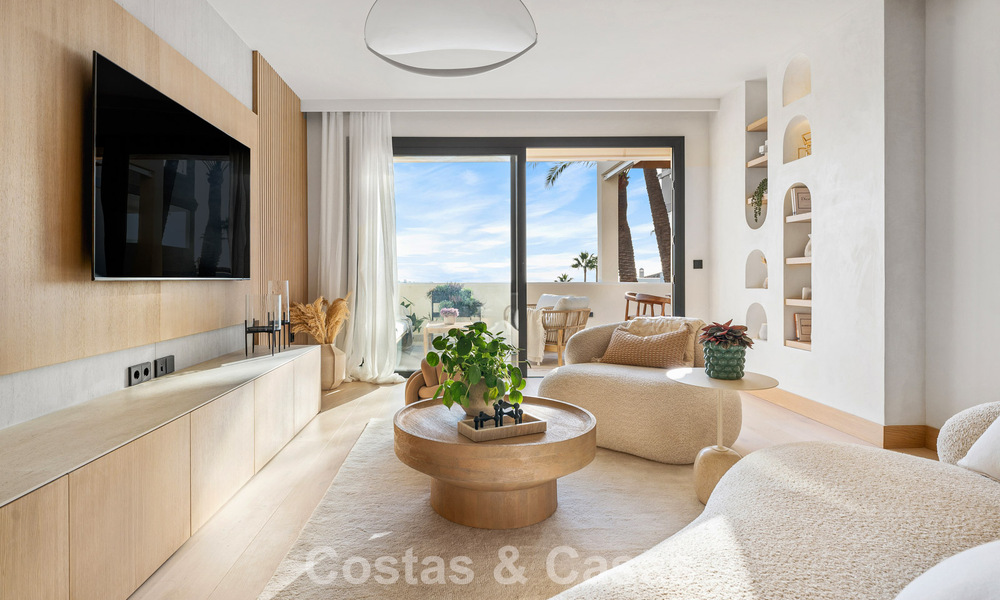 Contemporary renovated luxury apartment for sale with panoramic sea views in Nueva Andalucia’ Golf Valley, Marbella 773793