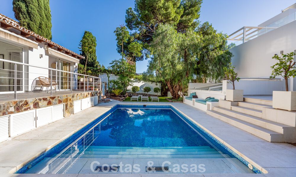 Modern luxury villa with separate guest house and privacy for sale in Nueva Andalucia, Marbella 774080