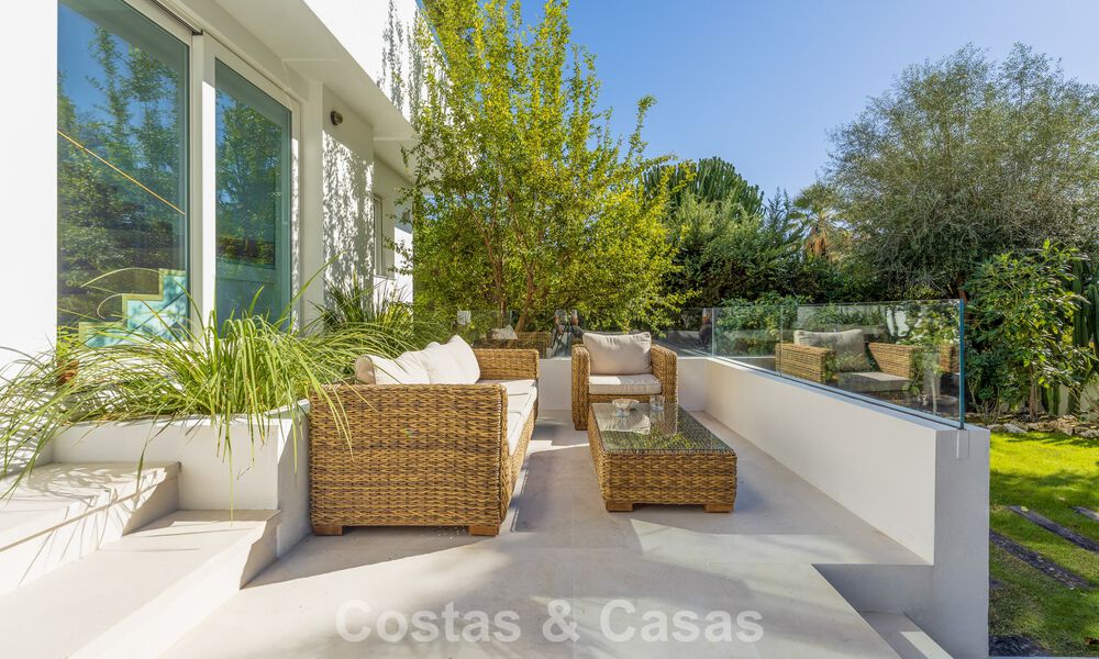 Modern luxury villa with separate guest house and privacy for sale in Nueva Andalucia, Marbella 774115