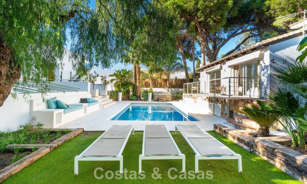 Modern luxury villa with separate guest house and privacy for sale in Nueva Andalucia, Marbella 774118