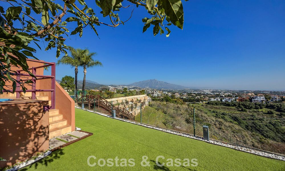 Semi-detached house with private garden and panoramic views for sale in Benahavis - Marbella 774162