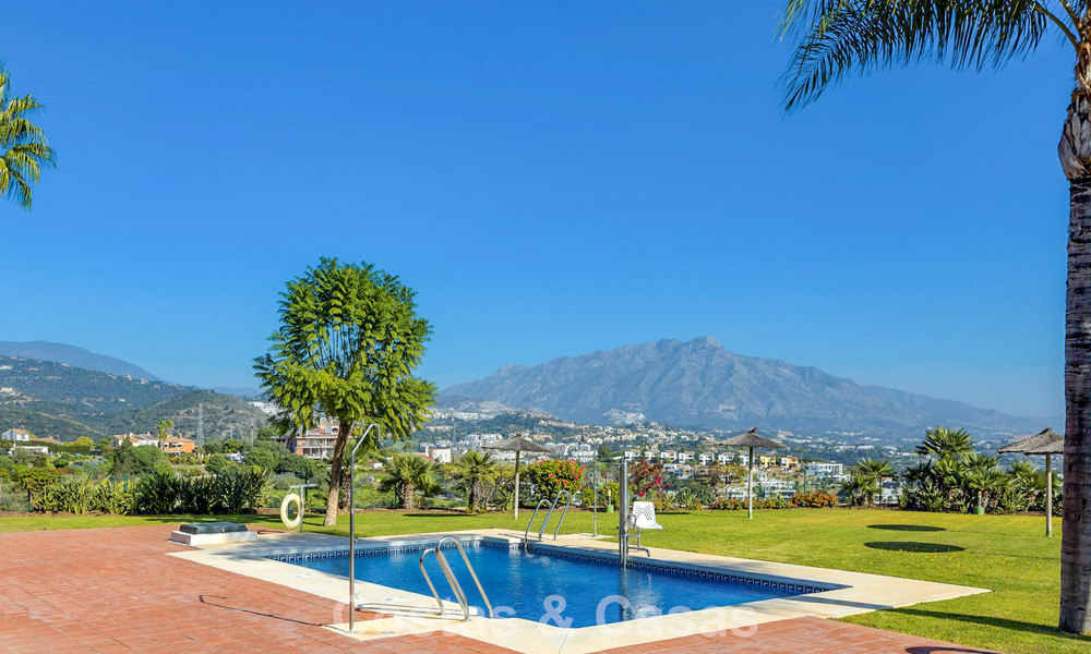 Semi-detached house with private garden and panoramic views for sale in Benahavis - Marbella 774195