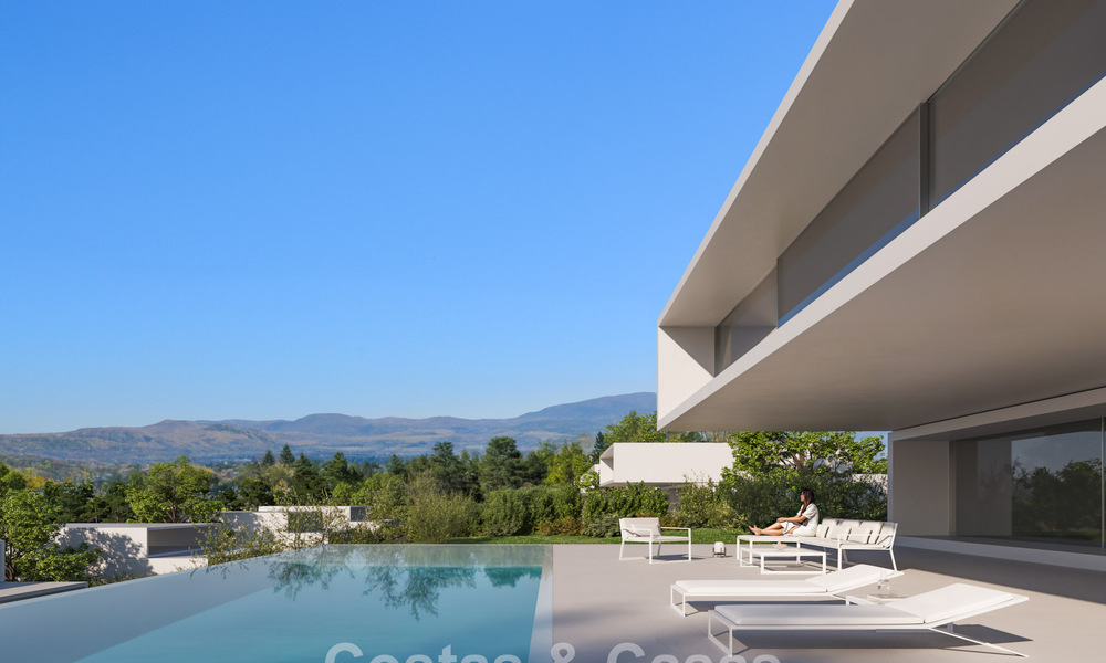 High-tech designer villas for sale in a natural setting on the golf course in Estepona 774457