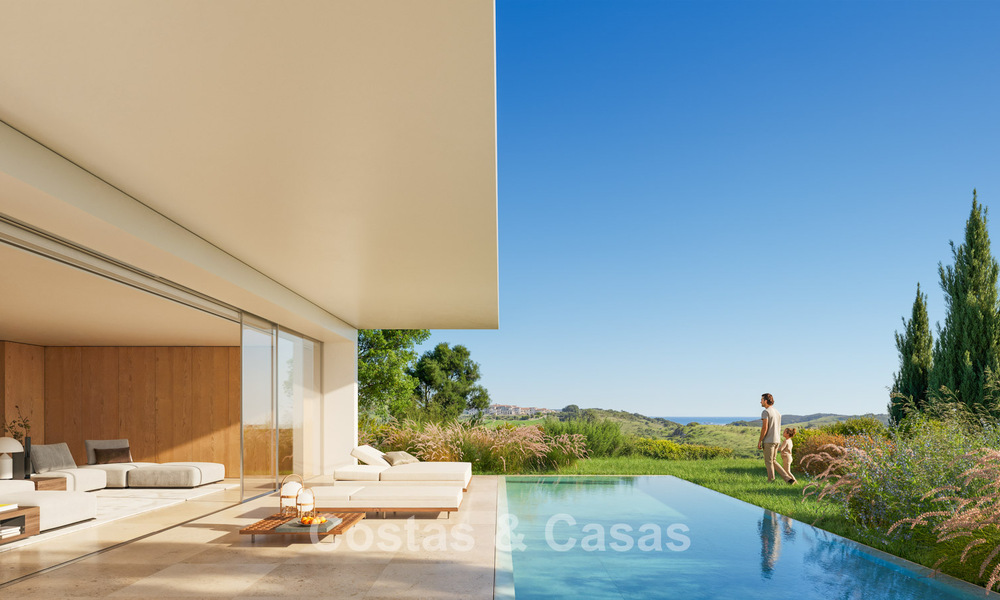 High-tech designer villas for sale in a natural setting on the golf course in Estepona 774459