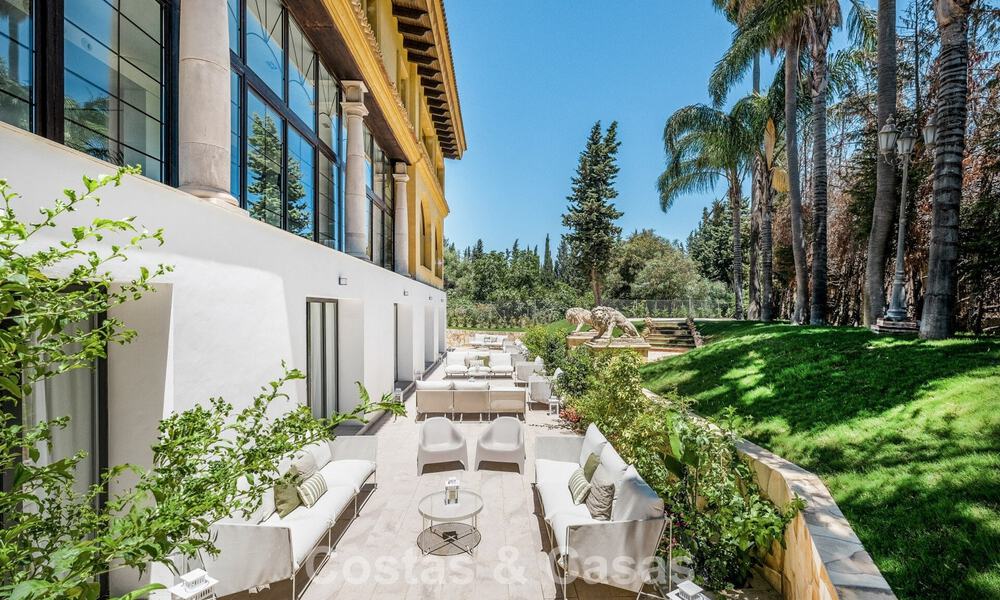 Unique loft style villa for sale in a sought after residential area in Nueva Andalucia, Marbella 774479