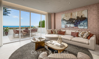 Luxurious renovated apartment with sea views for sale in an exclusive beach complex in Los Monteros, Marbella East 774563