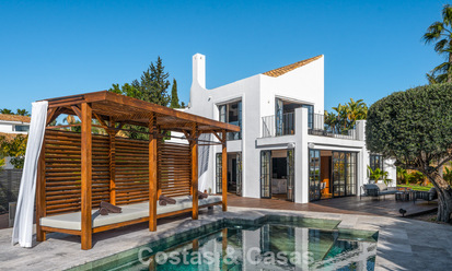 Exclusive architectural villa with panoramic golf and sea views for sale in Nueva Andalucia, Marbella 796360