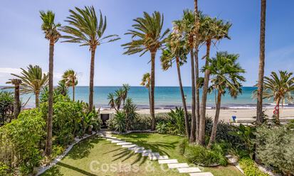 Advanced contemporary luxury beachfront villa for sale in San Pedro, Marbella 803697