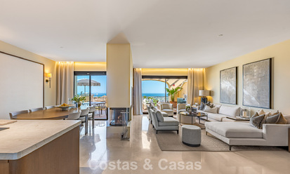 Luxury penthouse with panoramic sea views for sale in La Quinta, Marbella - Benahavís 804295