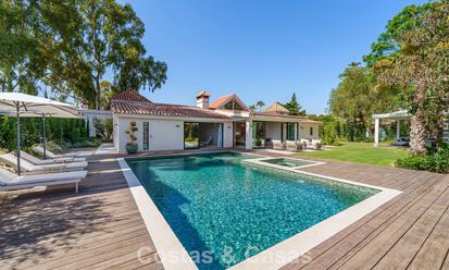 Luxurious single-storey villa with heated swimming pool for sale, beachside near Puerto Banús and San Pedro, Marbella 805834